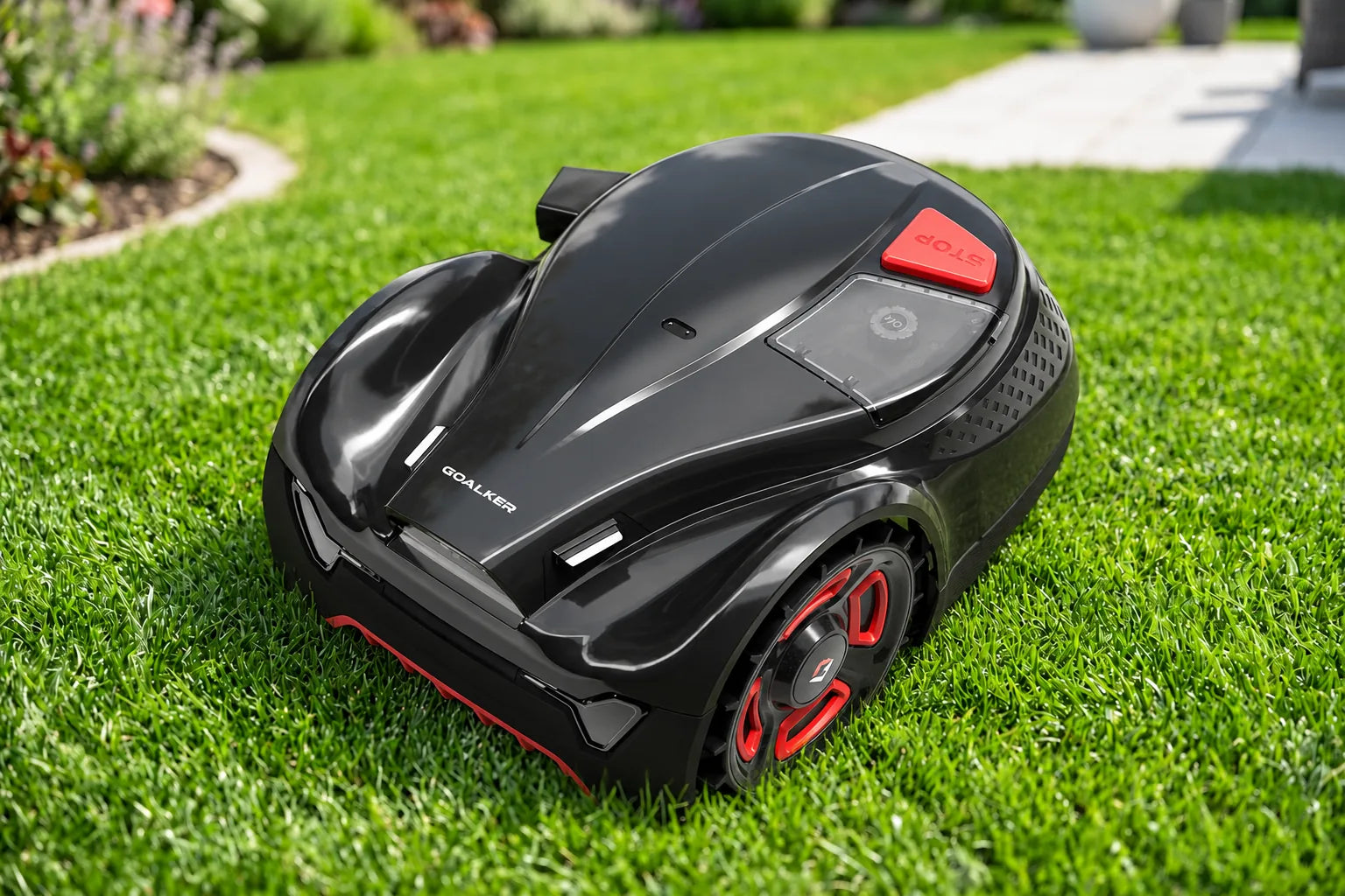 Goalker H3 Pro in its original black and red finish on a residential lawn